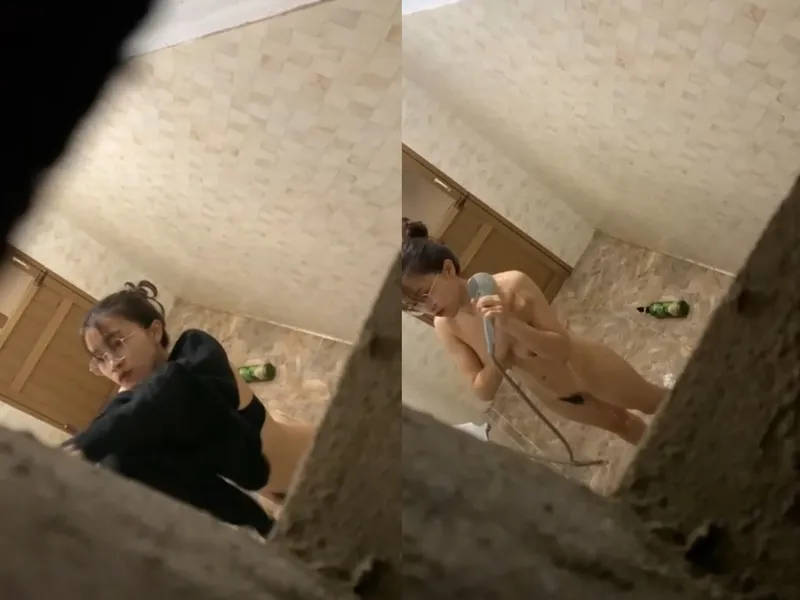 Quay lén ghệ vú ngon tắm, khe lỗ lồn chảy nước ròng ròng